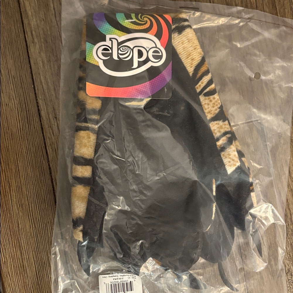 NEW [DOPE] Costume Animal Tiger Paws w/ Claws, Black/Brown Faux Fur, One Size - Picture 7 of 8